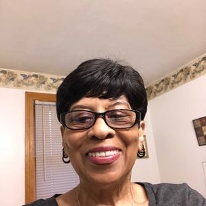 Meet your Posher, Carole